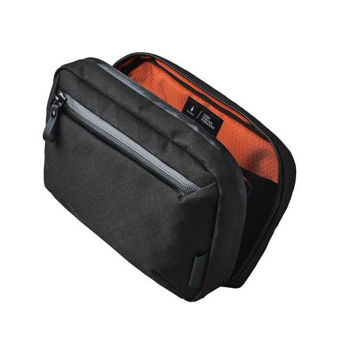 Alpaka Elements Tech Case Sling | Bags, Electronics Cases, Gifts & Lifestyle, Pouches, Pouches & Crossbody Bags, Sling Bags, Tech Accessories, Travel Accessories | Alpaka